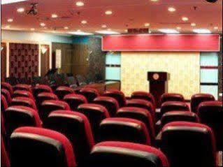 Hotel Baoan 4*